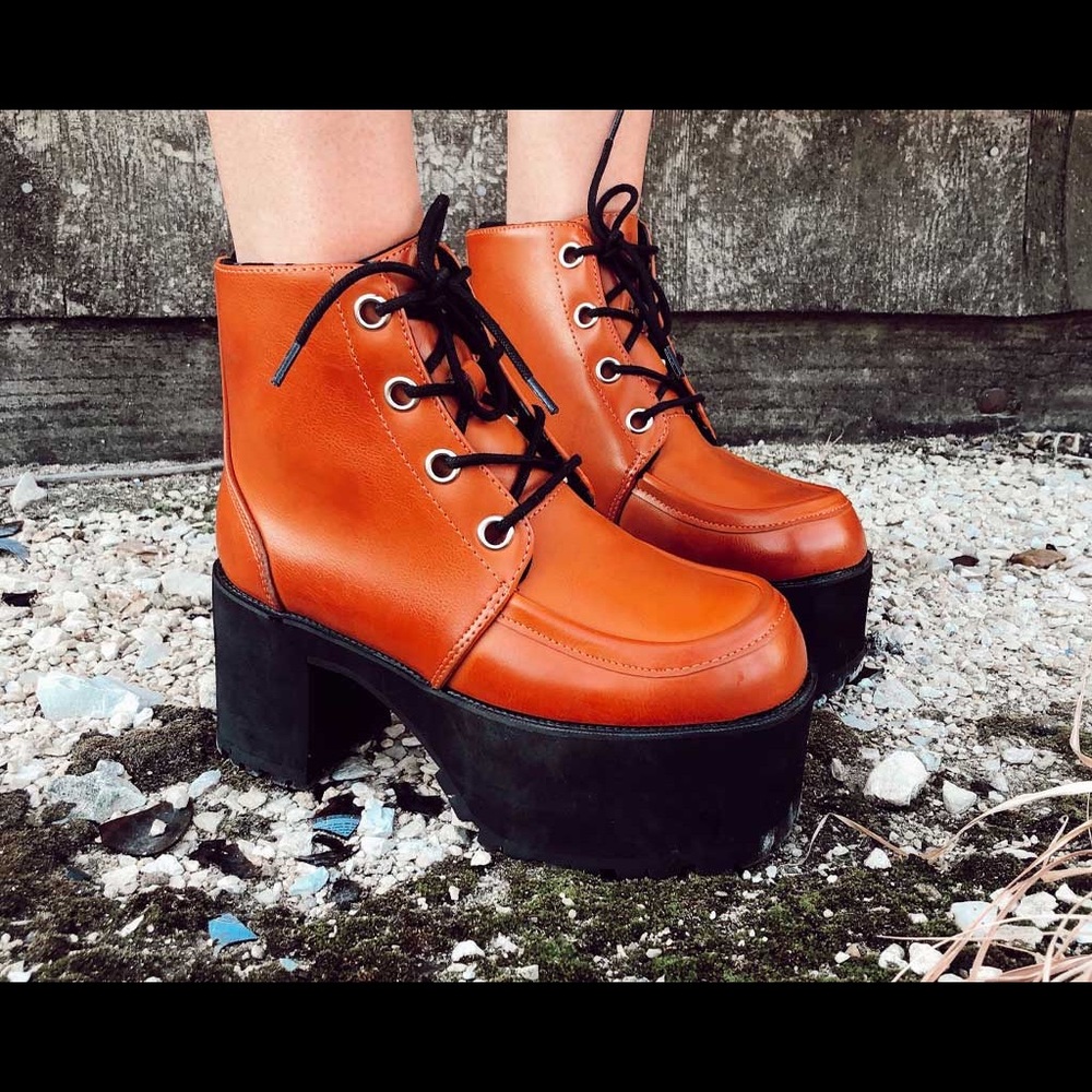 TUK Shoes - Rust TUKskin™ Nosebleed Boot